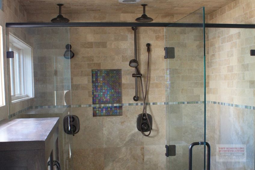 Embracing the Essence of Modern Rusticity in Bathroom Designs
